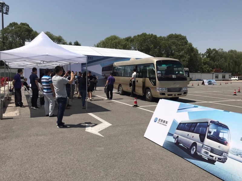 再扔重磅炸弹 金旅考斯特进阶高端市场