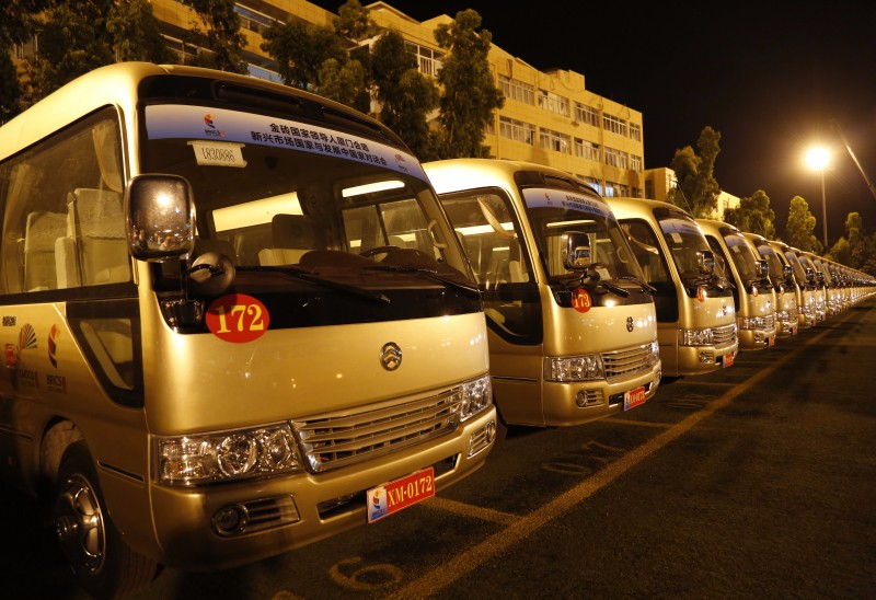 金旅考斯特服务厦门金砖会议核心区 中国品牌新高端战役再度告捷