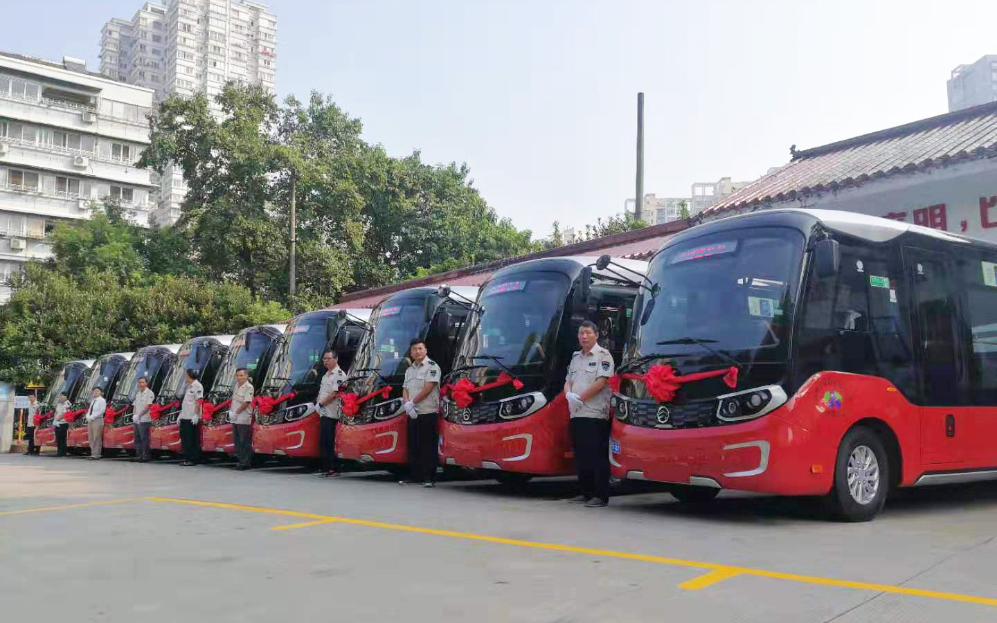 市民的新福利，网红巴士“星辰”来啦