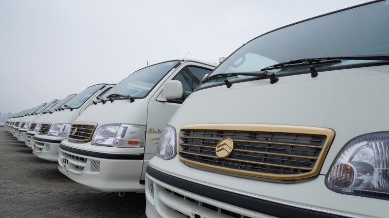 1220台！金旅客车红红火火迎牛年