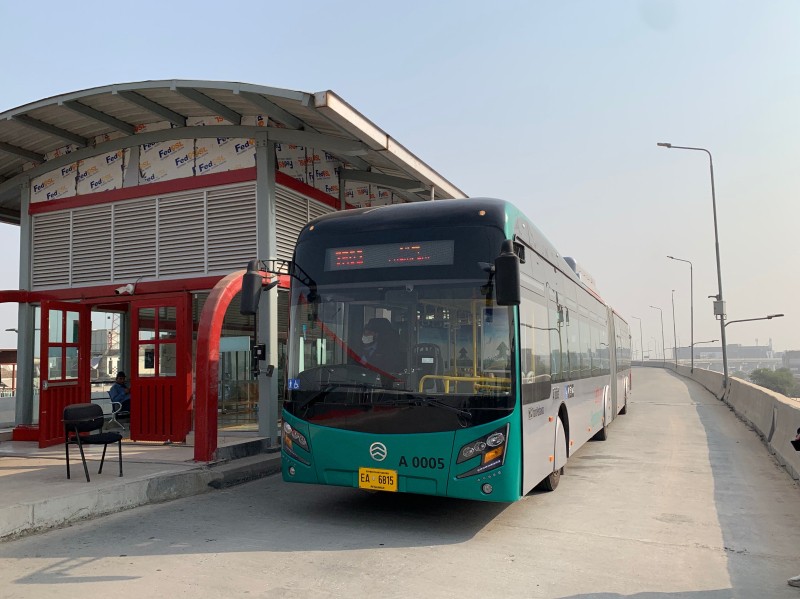 践行“一带一路”战略 金旅新能源公交车投入巴基斯坦白沙瓦BRT项目
