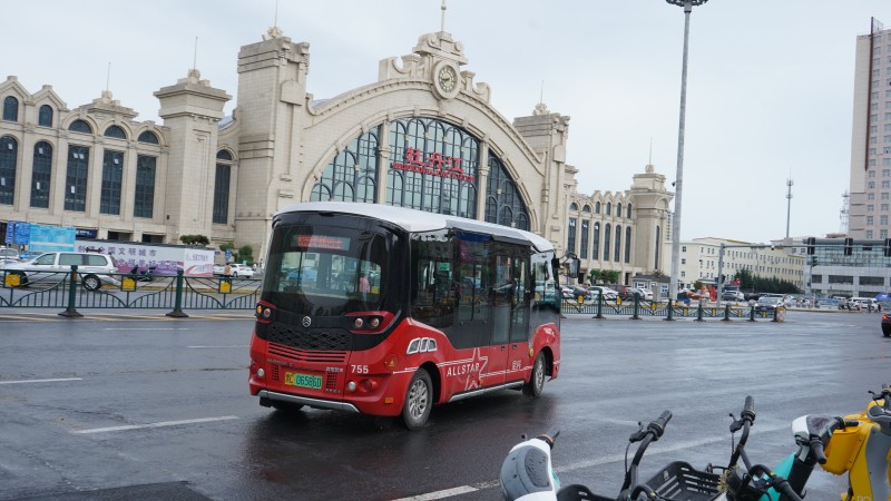 金旅星辰点亮牡丹江，微循环巴士绘制城市出行新画卷