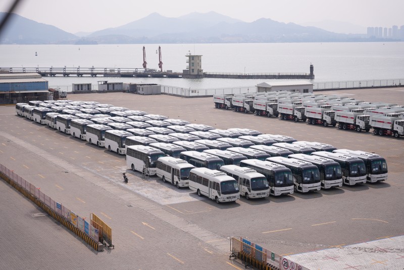 金旅155辆客车批量发运科威特 深化中东市场布局助力公共交通升级