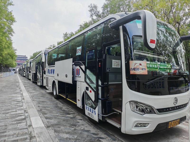 金旅客车光荣护航九三阅兵，以卓越品质守护国家盛事